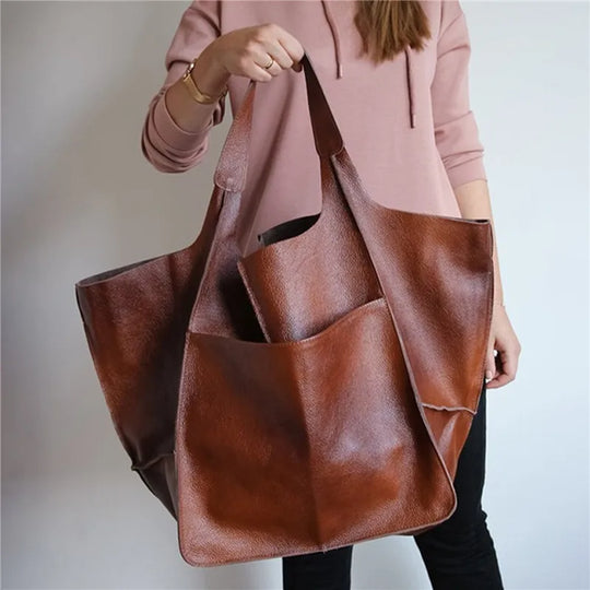 Lauras zeitloser Charme | Vintage-Ledertasche